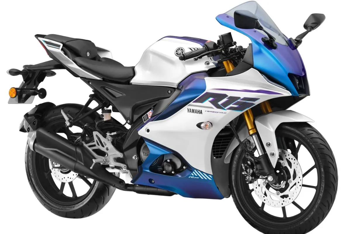 Yamaha R15 Sportbike Review